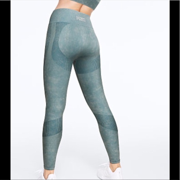 Pink Victoria’s Secret Seamless Workout Leggings Grey - Picture 2 of 10
